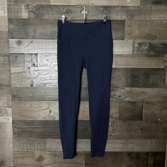 SOLD Athleta Metro High Waisted Medium - Picture 1 of 2